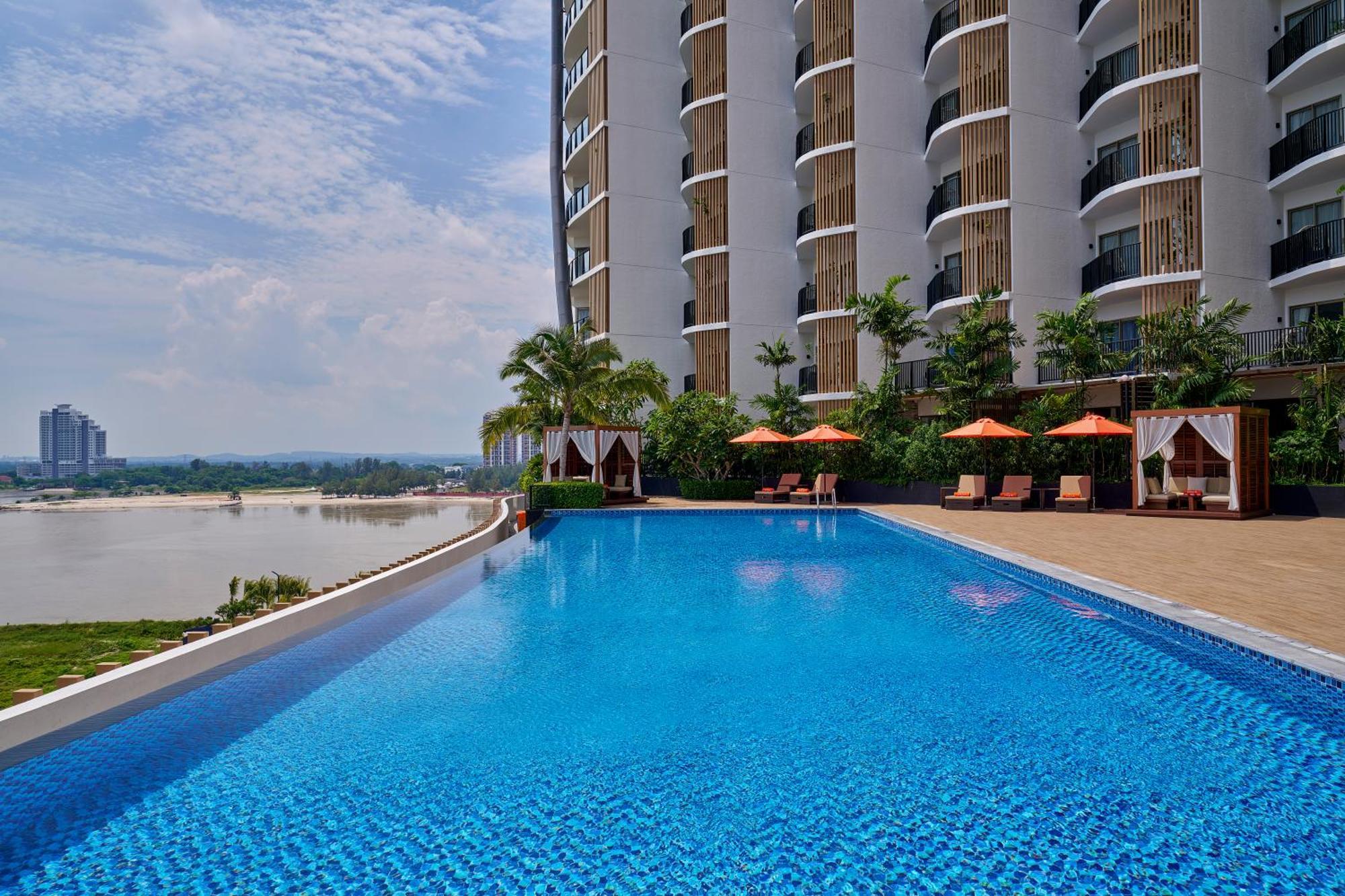 Birkin International Hotel 5*